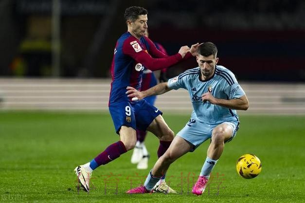 奥萨苏纳门将:对阵皇马场上将出现很多1对1 奥萨苏纳门将:对阵皇马场上将出现很多1对1